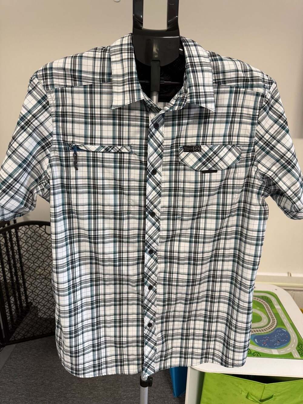 ATG Wrangler Short Sleeve Plaid Utility Shirt Size Large